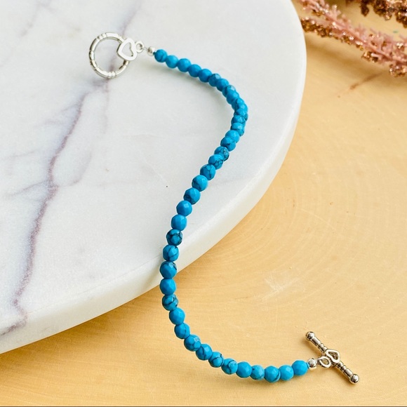 Turquoise Gemstone Silver Beaded Bracelet - Picture 4 of 9